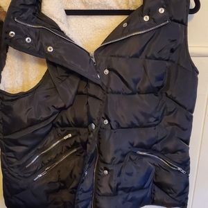 Guess vest